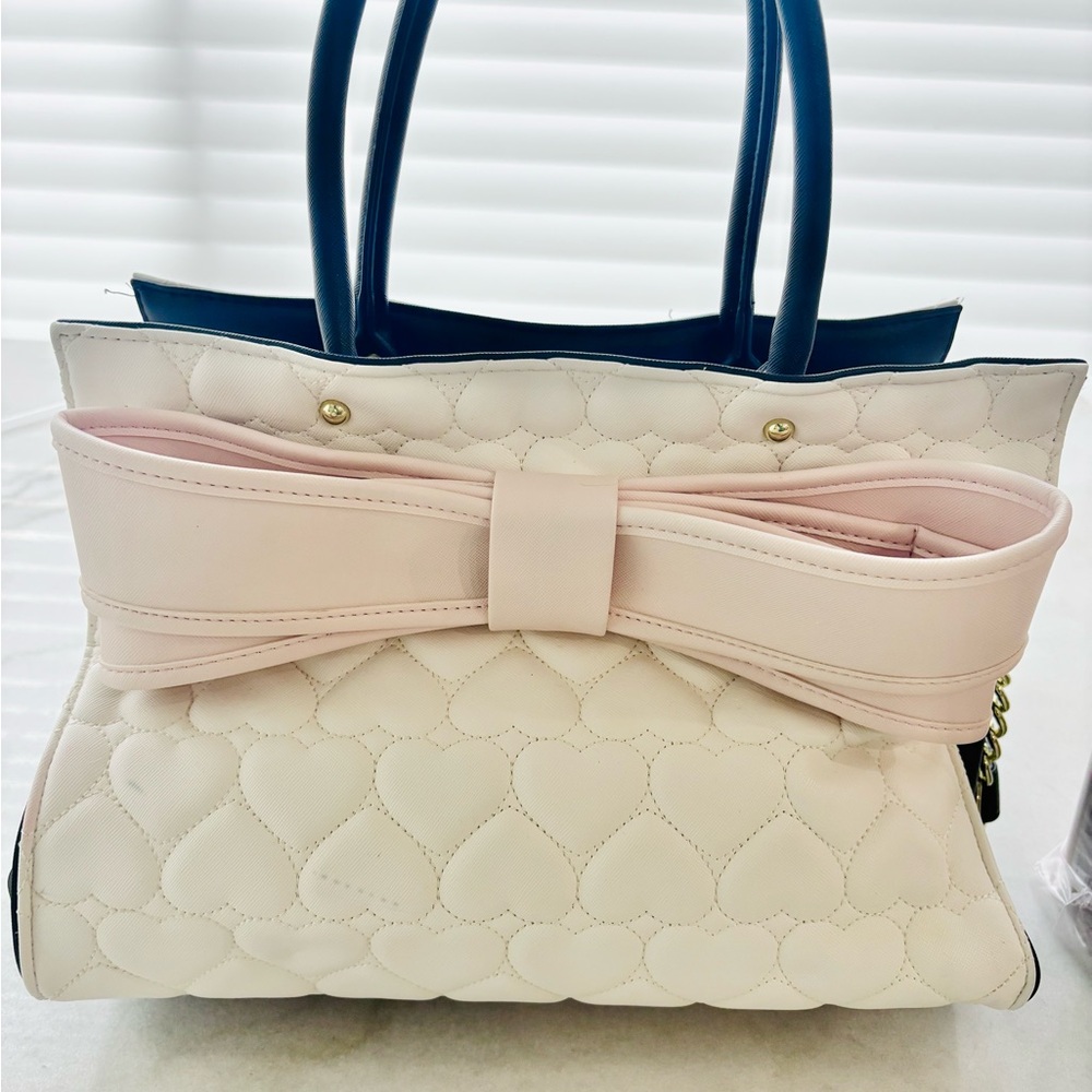 Betsey Johnson Purse W/Wallet